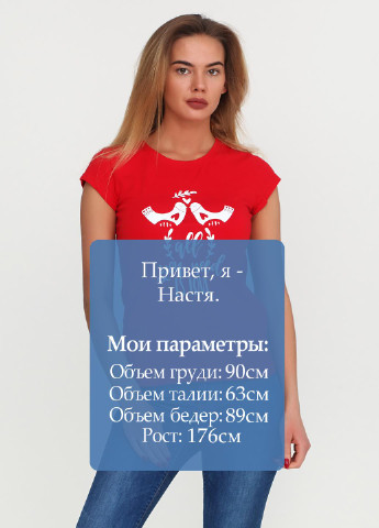 Красная летняя футболка Manatki