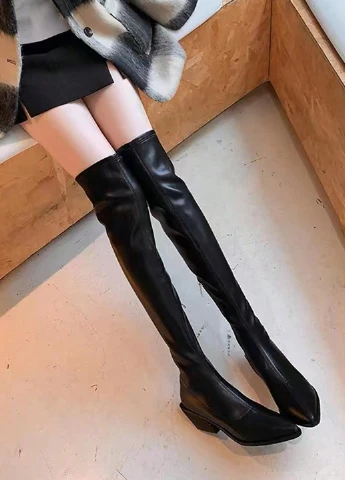Черные осенние ботфорты SHEIN
