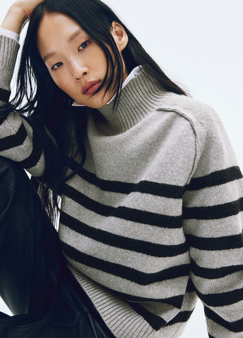 Сірий зимовий светр джемпер H&M