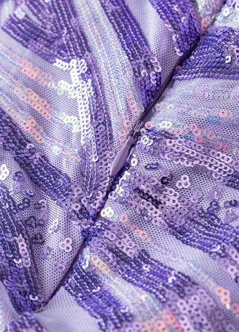 Фиолетовое вечернее платье годе, с открытыми плечами, бандо, с открытой спиной SHEIN с геометрическим узором