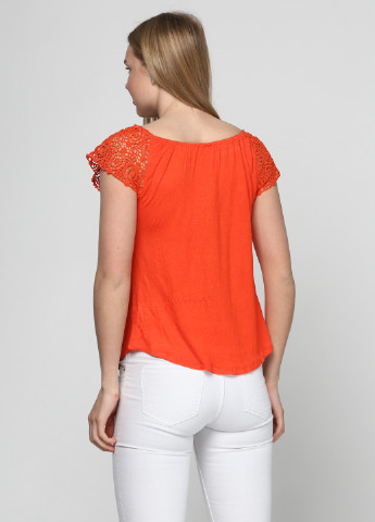 Оранжевая летняя футболка Alya