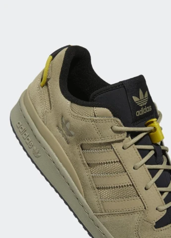 Оливковые демисезонные кроссовки gw4374 adidas FORUM LOW CL SHOES