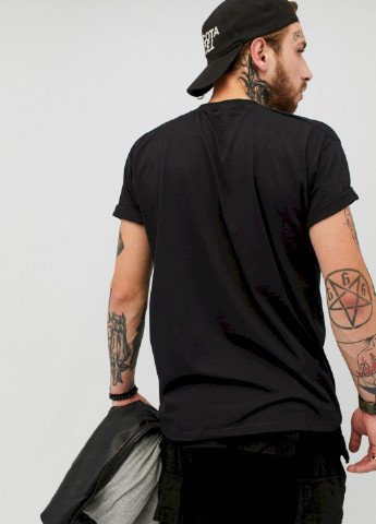 Чорна футболка чоловіча YAPPI