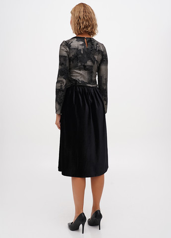 Золотой кэжуал платье а-силуэт Sassofono с геометрическим узором