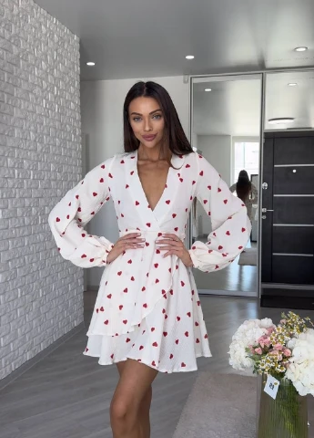 Білий кежуал сукня на запах Fashion сердечка