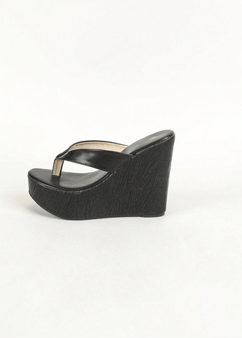 Черные шлепанцы SHEIN