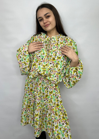 Комбинированное кэжуал платье клеш Missguided с цветочным принтом