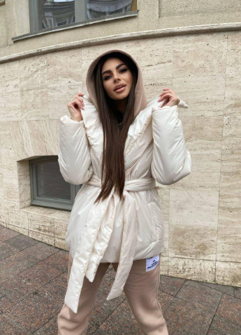 Молочная зимняя женская тёплая куртка одеяло цвета молоко one size пуховик осенний зимний демисезонний No Brand