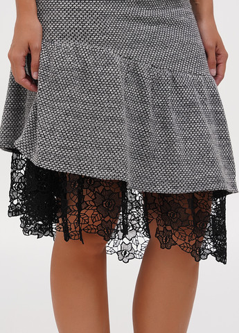 Серое кэжуал платье силуэтная Sassofono с геометрическим узором