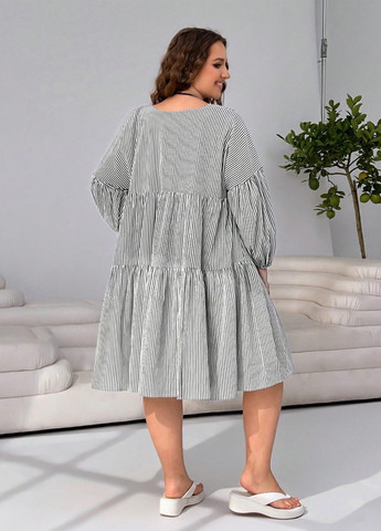 Чорно-білий кежуал сукня оверсайз SHEIN в смужку