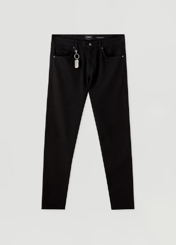 Черные демисезонные зауженные джинсы Pull & Bear