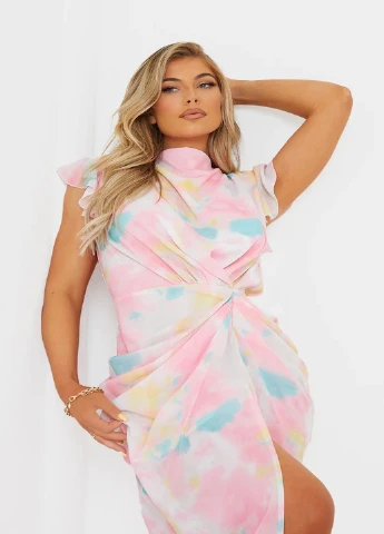 Розовое кэжуал платье PrettyLittleThing с орнаментом