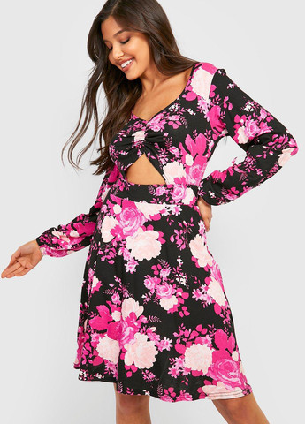 Черное кэжуал платье Boohoo с цветочным принтом