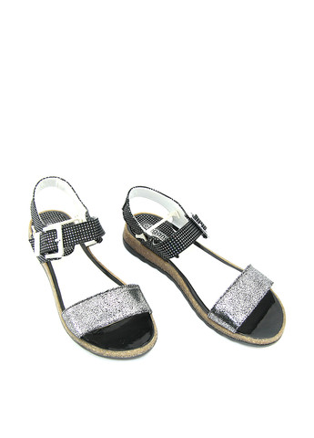 Женские кэжуал сандалии Mila серебряного цвета на ремешке с аппликацией