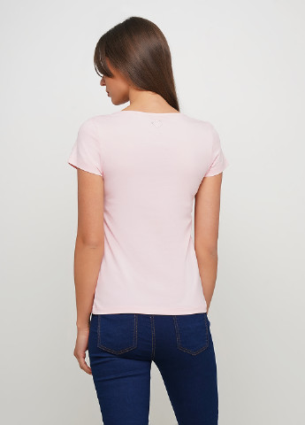 Светло-розовая летняя футболка Vidoli