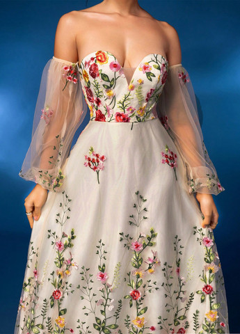 Світло-сіра вечірня сукня з спідницею-сонце, з відкритими плечима, з відкритою спиною SHEIN з квітковим принтом