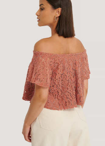 Розовая блуза NA-KD