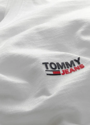Белая футболка Tommy Jeans
