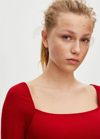 Красное кэжуал платье футляр Pull & Bear однотонное