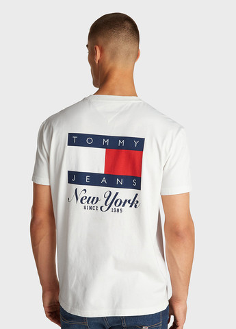Белая футболка Tommy Jeans