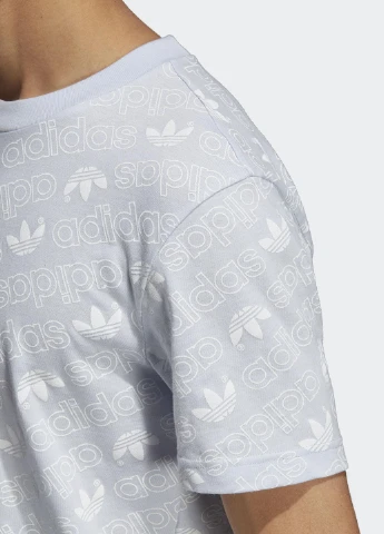 Світло-сіра футболка з коротким рукавом adidas