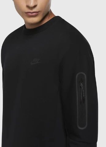 Черный демисезонный кэжуал, спортивный лонгслив Nike однотонный