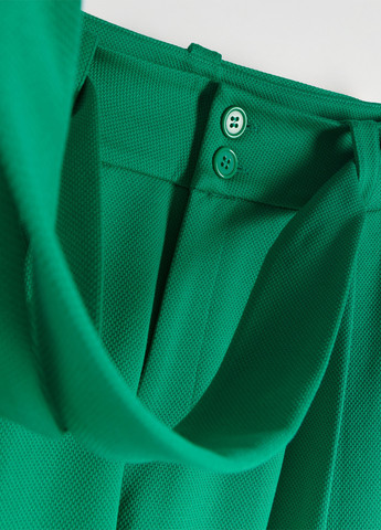 Зеленые кэжуал демисезонные укороченные брюки Reserved