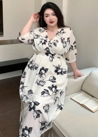 Білий кежуал сукня на запах SHEIN з квітковим принтом