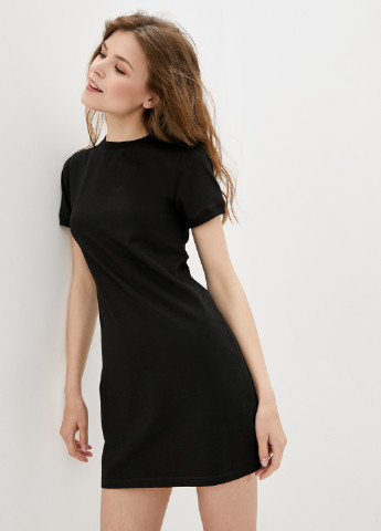 Черное кэжуал платье платье-футболка Daria Karpiuk однотонное