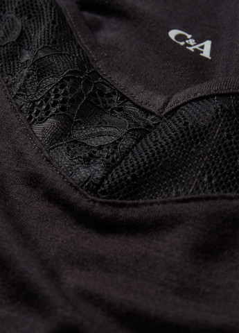 Чорний демісезонний комплект (топ, шорти) C&A