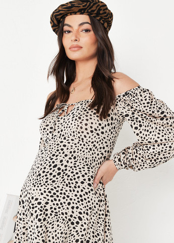 Бежева кежуал сукня з відкритими плечима Missguided з тваринним принтом