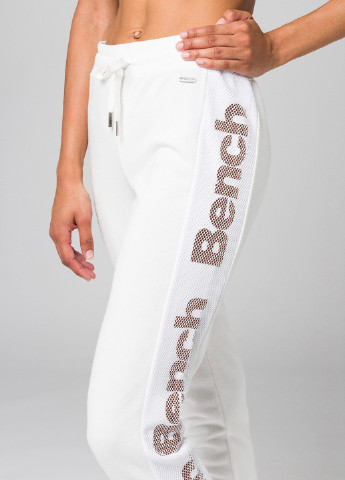 Белые кэжуал демисезонные брюки Bench