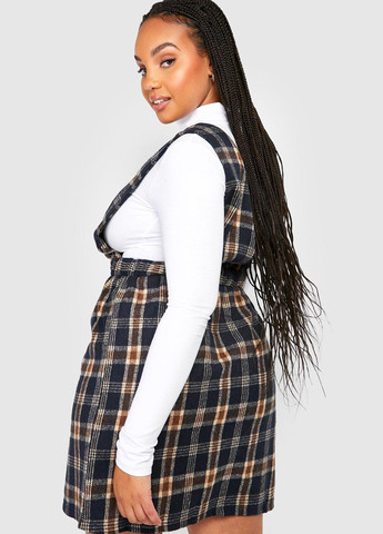 Демисезонный женский сарафан Boohoo в клеточку