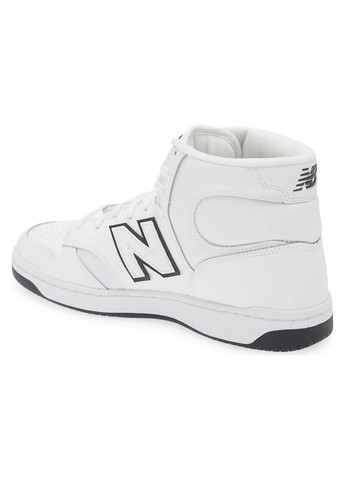 Белые всесезонные кроссовки New Balance