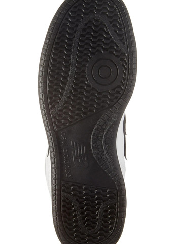 Белые всесезонные кроссовки New Balance