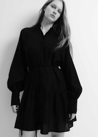 Чорна кежуал сукня кльош H&M однотонна