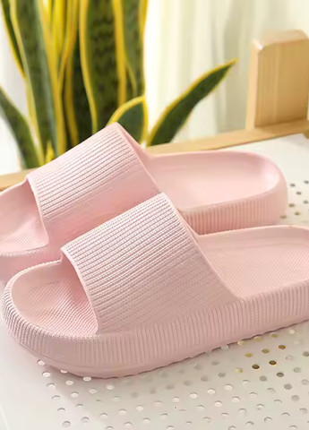 Светло-розовые шлепанцы SHEIN