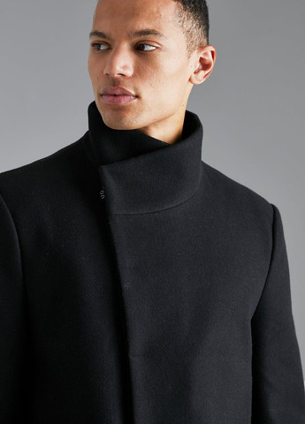 Черное демисезонное Пальто Boohoo