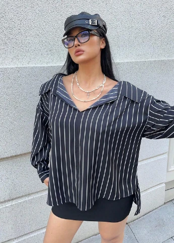 Чорна блуза SHEIN