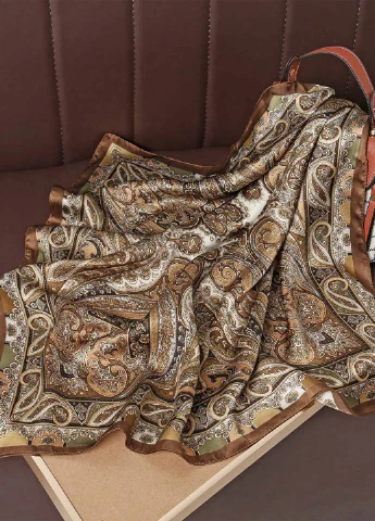 Хустка, 70х70 см SHEIN (367211015)