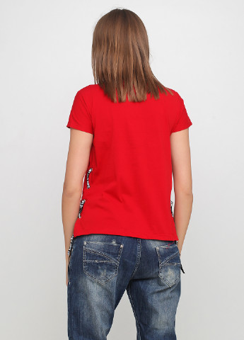 Красная летняя футболка Mint