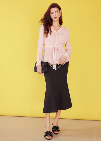 Светло-розовая блуза SHEIN