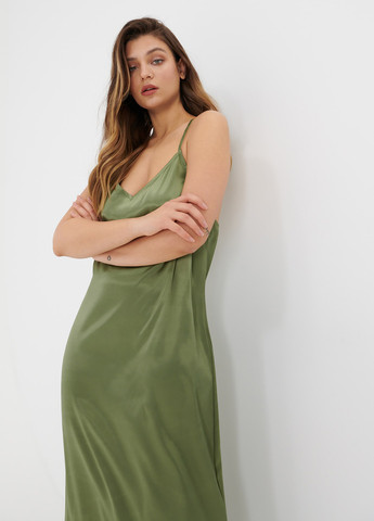 Оливковое кэжуал платье платье-комбинация Sinsay однотонное
