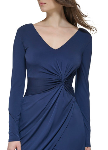 Синя кежуал сукня на запах Guess однотонна