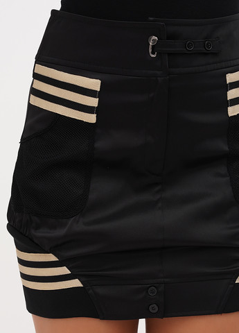 Черная кэжуал однотонная юбка Sassofono