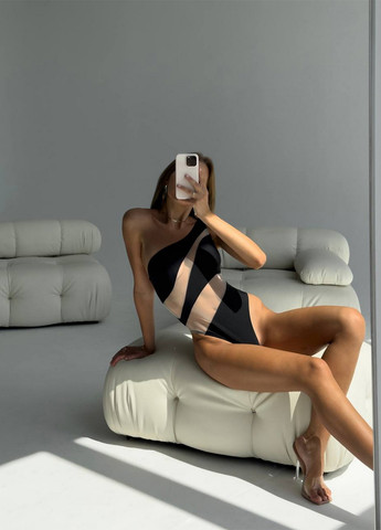 Чорний літній цільний купальник жіночий суцільний NOVA VEGA