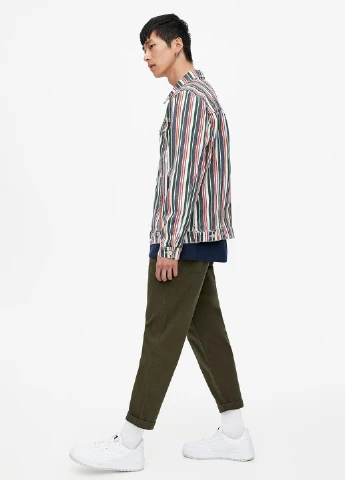 Хаки кэжуал демисезонные чиносы брюки Pull & Bear