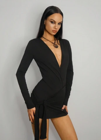 Черное кэжуал платье силуэтная SHEIN однотонное