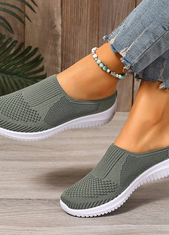 Серо-зеленые слипоны SHEIN без каблука с перфорацией, с белой подошвой