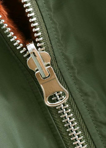 Зеленая демисезонная куртка женская двусторонняя с капюшоном shade Berni Fashion 55624